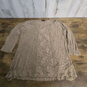 Cable And Gauge Tan Lace Women's Top Size Medium